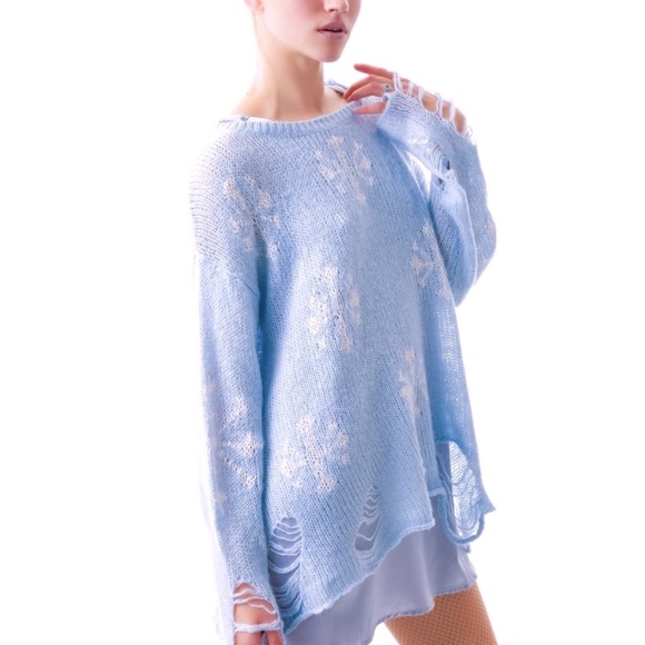 WILDFOX Wool Blend Pastel Blue Distressed White Snowflake Sweater - Picture 7 of 13
